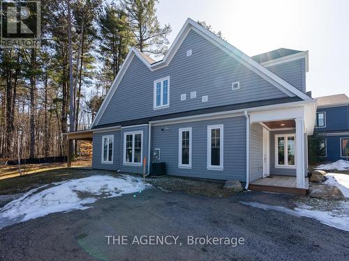 39 - 2054 Peninsula Road, Muskoka Lakes, ON - Outdoor