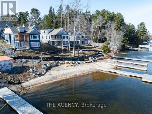 39 - 2054 Peninsula Road, Muskoka Lakes, ON - Outdoor With Body Of Water