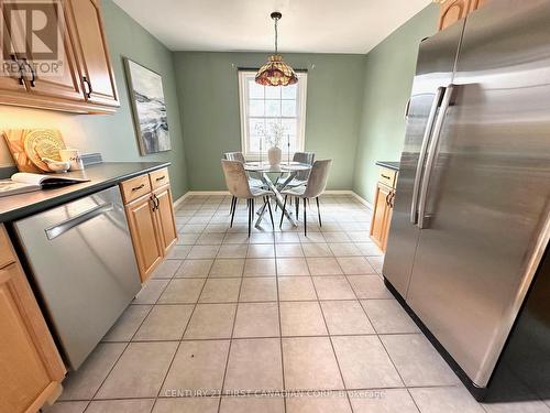 476 Ferndale Avenue, London, ON - Indoor Photo Showing Dining Room