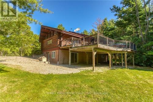 8281 Chippewa Road E, Hamilton, ON - Outdoor With Deck Patio Veranda