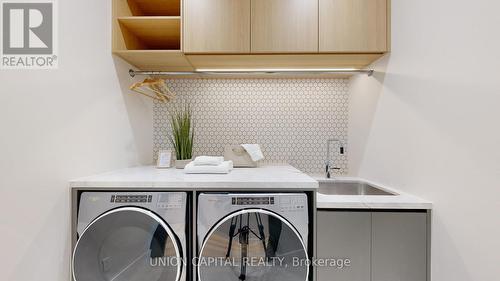 1B Marowyne Drive, Toronto (Don Valley Village), ON - Indoor Photo Showing Laundry Room