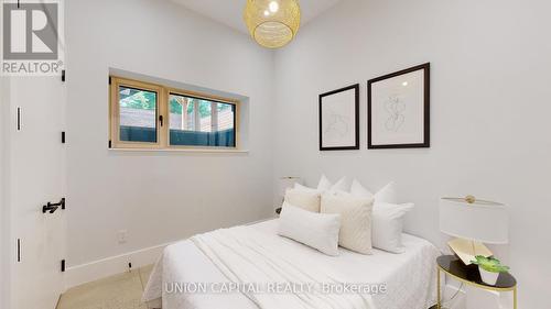 1B Marowyne Drive, Toronto (Don Valley Village), ON - Indoor Photo Showing Bedroom