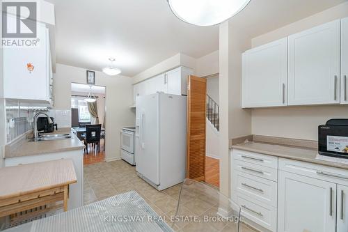 43 Chalfield Lane, Mississauga (Rathwood), ON - Indoor Photo Showing Kitchen With Double Sink