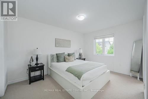 27 Arlington Crescent, Guelph, ON - Indoor Photo Showing Bedroom