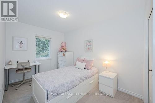 27 Arlington Crescent, Guelph (Pine Ridge), ON - Indoor Photo Showing Bedroom