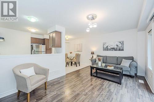 27 Arlington Crescent, Guelph (Pine Ridge), ON - Indoor Photo Showing Living Room