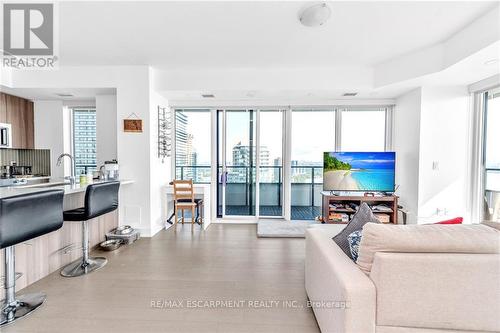 3407 - 20 Shore Breeze Drive, Toronto (Mimico), ON - Indoor Photo Showing Living Room