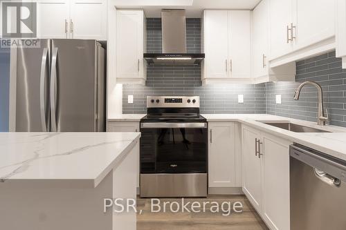 104 - 153 Wilson Street W, Hamilton, ON - Indoor Photo Showing Kitchen With Upgraded Kitchen