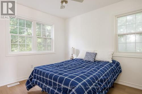 5 Merritt Road, Toronto (O'Connor-Parkview), ON - Indoor Photo Showing Bedroom