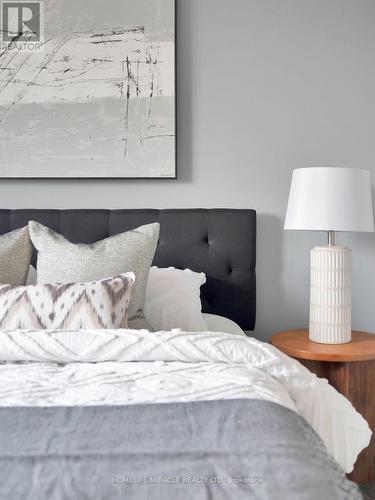 12 Shenstone Avenue, Brampton, ON - Indoor Photo Showing Bedroom