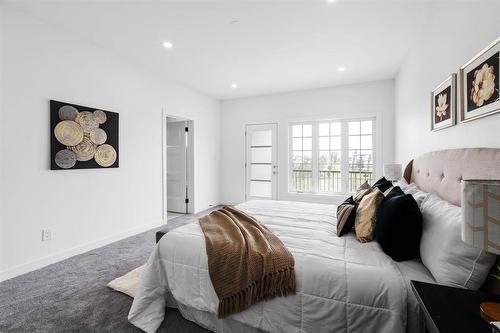 16 Wilson Avenue, West St Paul, MB - Indoor Photo Showing Bedroom