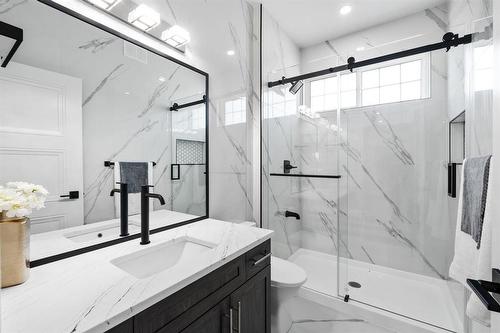 16 Wilson Avenue, West St Paul, MB - Indoor Photo Showing Bathroom