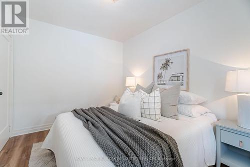 344 East 12Th Street, Hamilton (Hill Park), ON - Indoor Photo Showing Bedroom