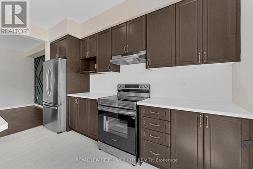 31 Dennis Avenue, Brantford, ON - Indoor Photo Showing Kitchen