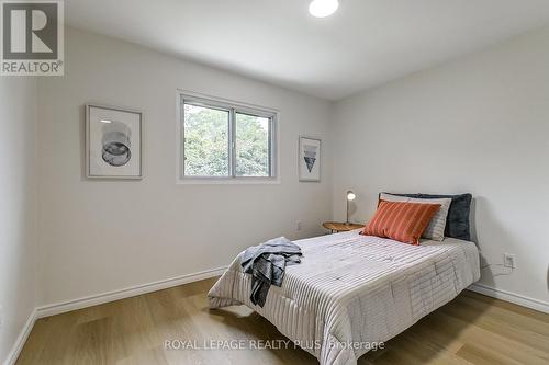 85 Bonham Boulevard, Mississauga (Streetsville), ON - Indoor Photo Showing Bedroom