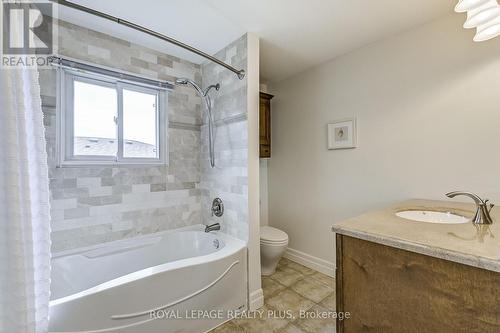 85 Bonham Boulevard, Mississauga (Streetsville), ON - Indoor Photo Showing Bathroom