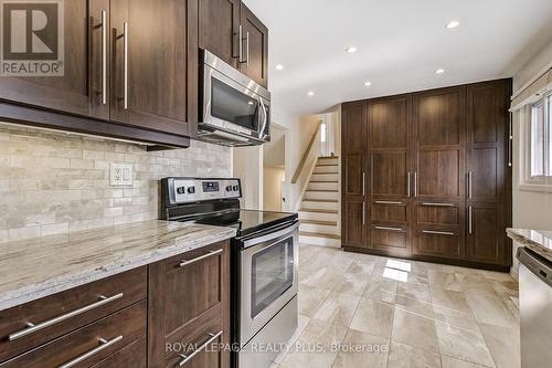 85 Bonham Boulevard, Mississauga (Streetsville), ON - Indoor Photo Showing Kitchen