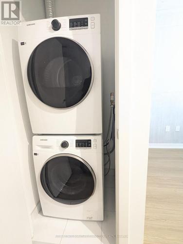 309 - 195 Mccaul Street, Toronto (Kensington-Chinatown), ON - Indoor Photo Showing Laundry Room