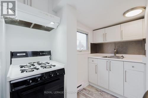 Suite 3 - 307 Pacific Avenue, Toronto, ON - Indoor Photo Showing Kitchen