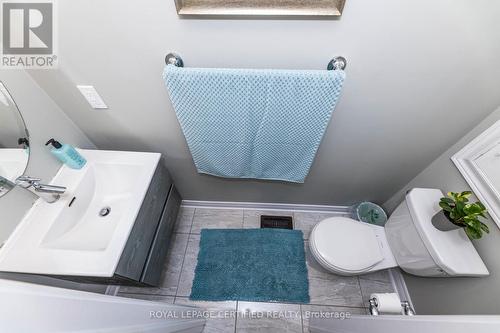 51 Prady Lane, New Tecumseth, ON - Indoor Photo Showing Bathroom