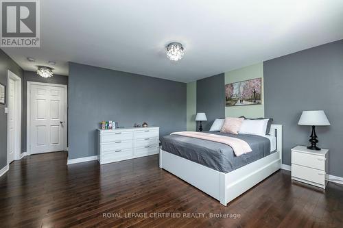 51 Prady Lane, New Tecumseth, ON - Indoor Photo Showing Bedroom