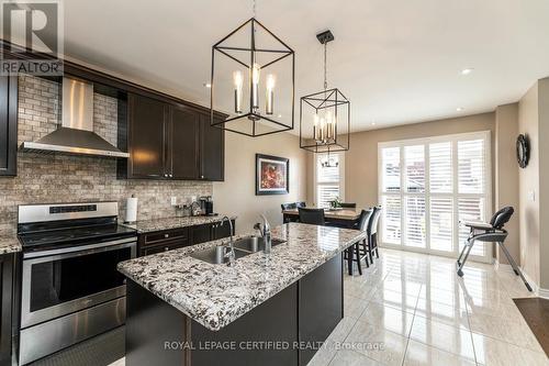 51 Prady Lane, New Tecumseth, ON - Indoor Photo Showing Kitchen With Double Sink With Upgraded Kitchen