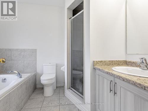 54 Cathedral High Street, Markham (Cathedraltown), ON - Indoor Photo Showing Bathroom