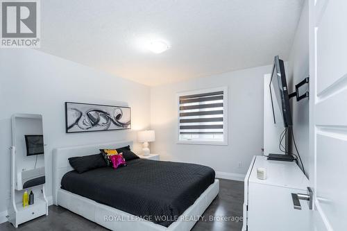 920 River Ridge Court, Waterloo, ON - Indoor Photo Showing Bedroom