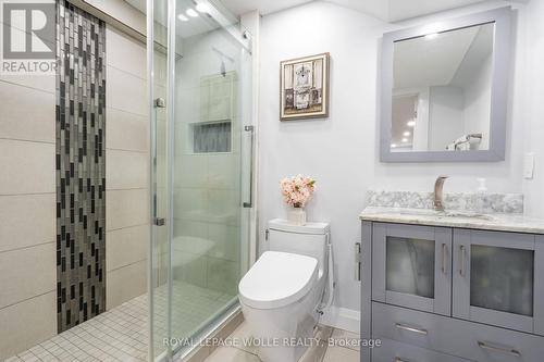 920 River Ridge Court, Waterloo, ON - Indoor Photo Showing Bathroom