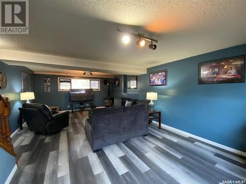 139 Stewart Crescent, Kindersley, SK - Indoor