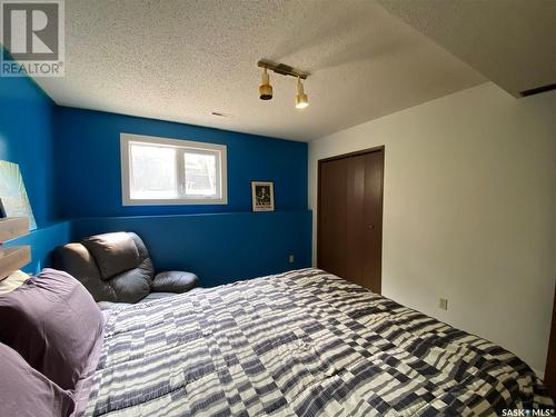 139 Stewart Crescent, Kindersley, SK - Indoor Photo Showing Bedroom