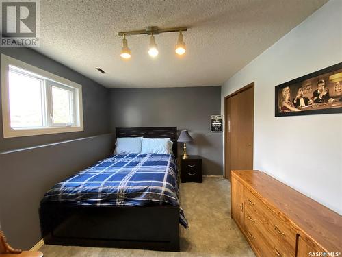 139 Stewart Crescent, Kindersley, SK - Indoor Photo Showing Bedroom