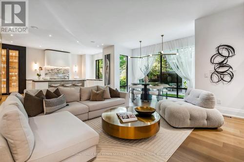 80 Lynwood Avenue, Toronto, ON - Indoor Photo Showing Living Room