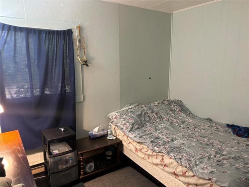 151 2Nd Street, Brandon, MB - Indoor Photo Showing Bedroom