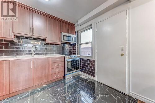 1565 Jaywin Circle, Pickering, ON - Indoor Photo Showing Kitchen