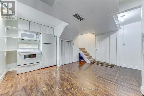 1565 Jaywin Circle, Pickering, ON - Indoor Photo Showing Kitchen