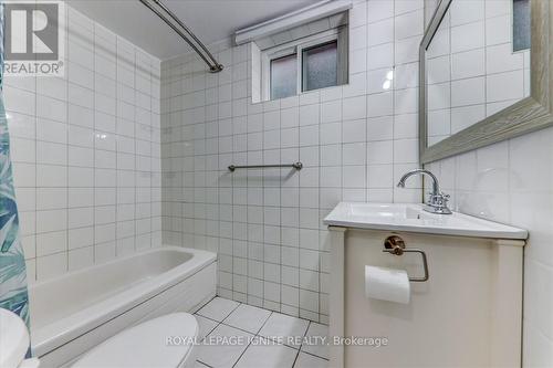 1565 Jaywin Circle, Pickering, ON - Indoor Photo Showing Bathroom