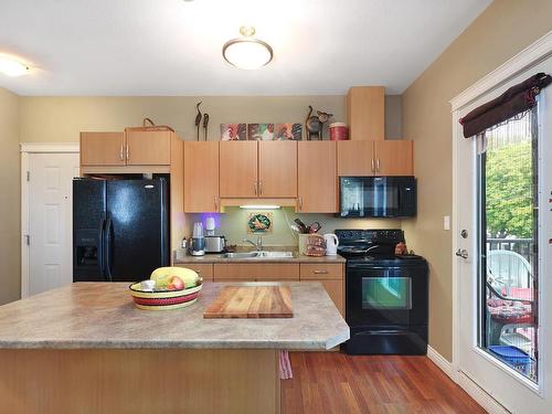 535 Harmston Ave, Courtenay, BC - Indoor Photo Showing Kitchen With Double Sink