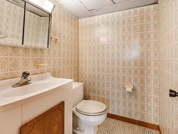 Powder room - 