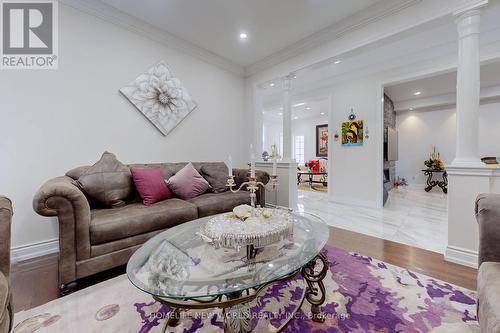 5117 Dubonet Drive, Mississauga (Churchill Meadows), ON - Indoor Photo Showing Living Room