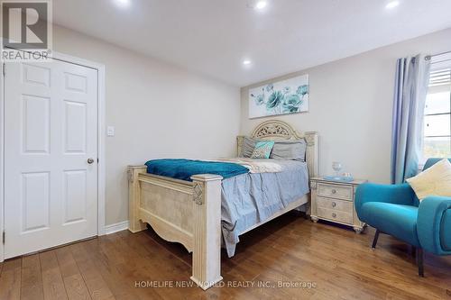 5117 Dubonet Drive, Mississauga (Churchill Meadows), ON - Indoor Photo Showing Bedroom