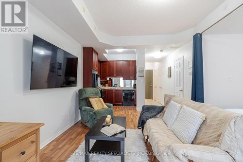 106 - 5150 Winston Churchill Boulevard, Mississauga, ON - Indoor Photo Showing Living Room