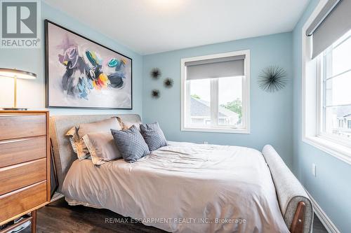 61 - 383 Dundas Street E, Hamilton (Waterdown), ON - Indoor Photo Showing Bedroom