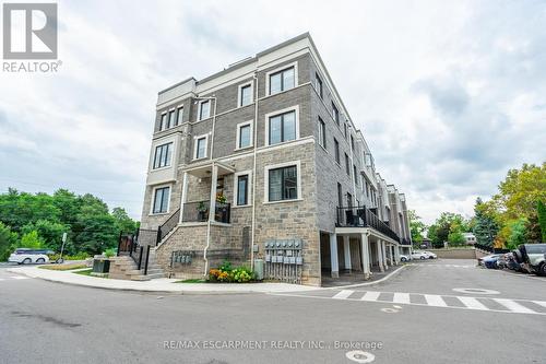 61 - 383 Dundas Street E, Hamilton (Waterdown), ON - Outdoor With Facade