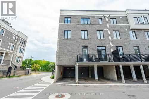 61 - 383 Dundas Street E, Hamilton (Waterdown), ON - Outdoor