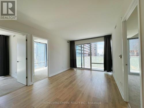 1212 - 501 Yonge Street, Toronto (Bay Street Corridor), ON - Indoor Photo Showing Other Room