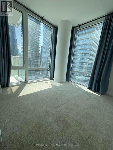 1212 - 501 Yonge Street, Toronto (Bay Street Corridor), ON - Indoor Photo Showing Other Room