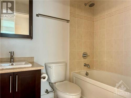 179 Metcalfe Street Unit#704, Ottawa, ON - Indoor Photo Showing Bathroom