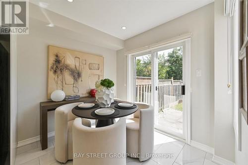 71 Silverdart Crescent, Richmond Hill, ON - Indoor Photo Showing Dining Room