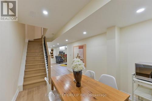 71 Silverdart Crescent, Richmond Hill (Oak Ridges), ON - Indoor Photo Showing Dining Room